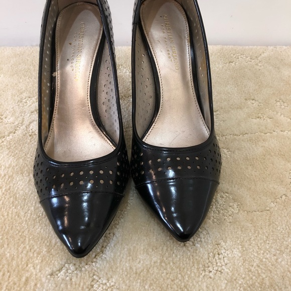 Pumps - Picture 2 of 5